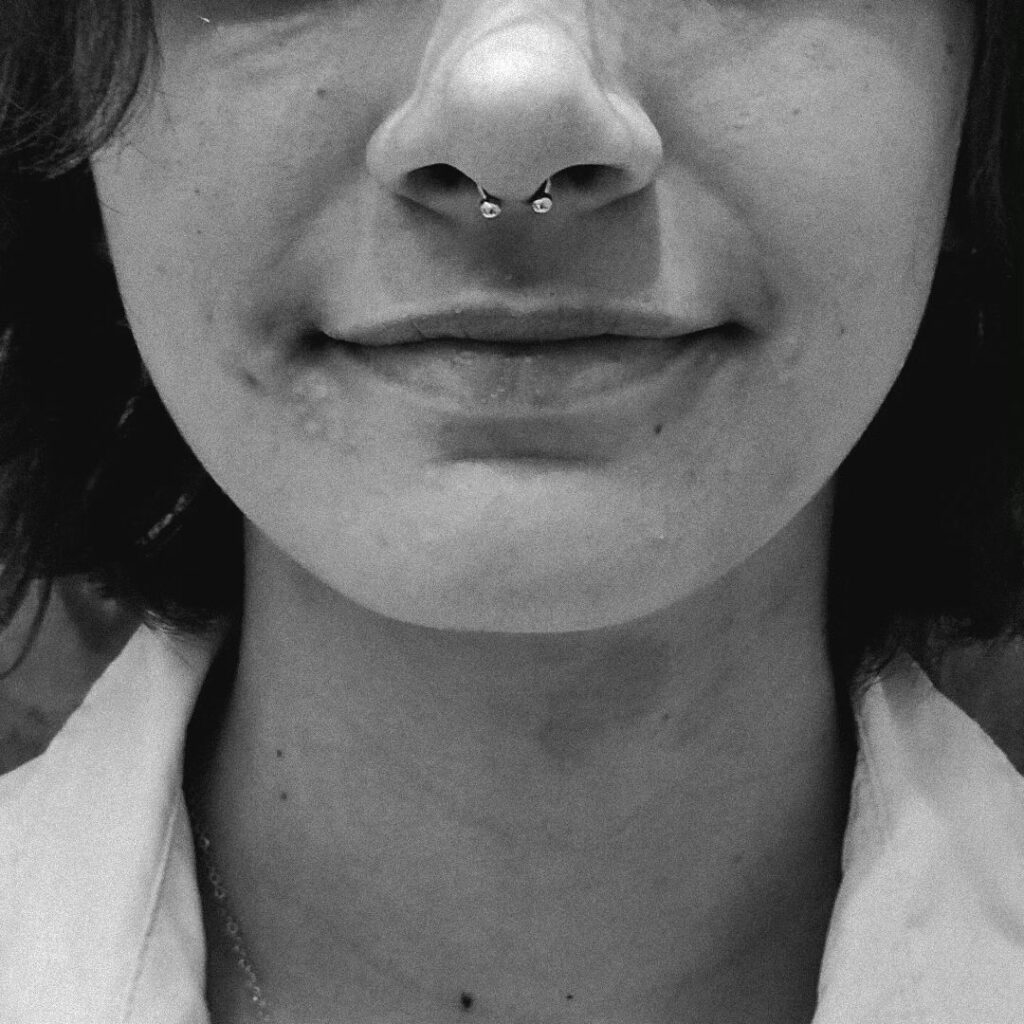 Piercing à Troyes. Piercing Septum Leonie kats tattoo et Piercing à Troyes