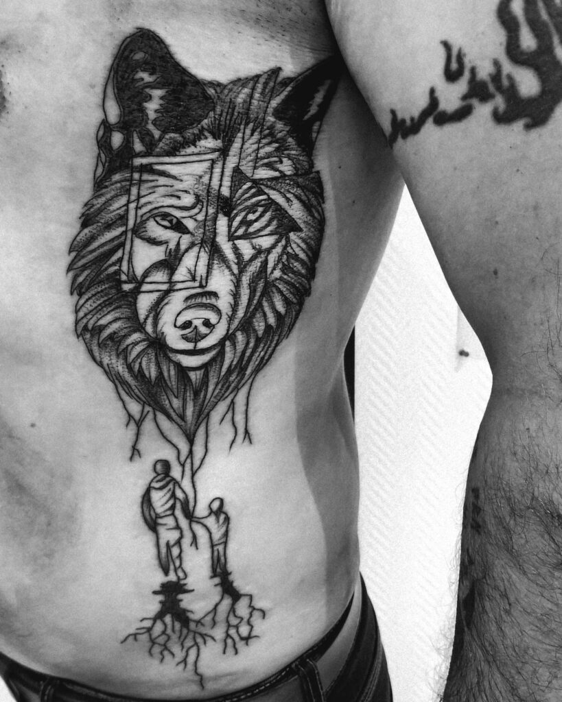 Loup Graphique TattooTattoo tatouage Tattoo Par Leonie Kats Tattoo & Piercing