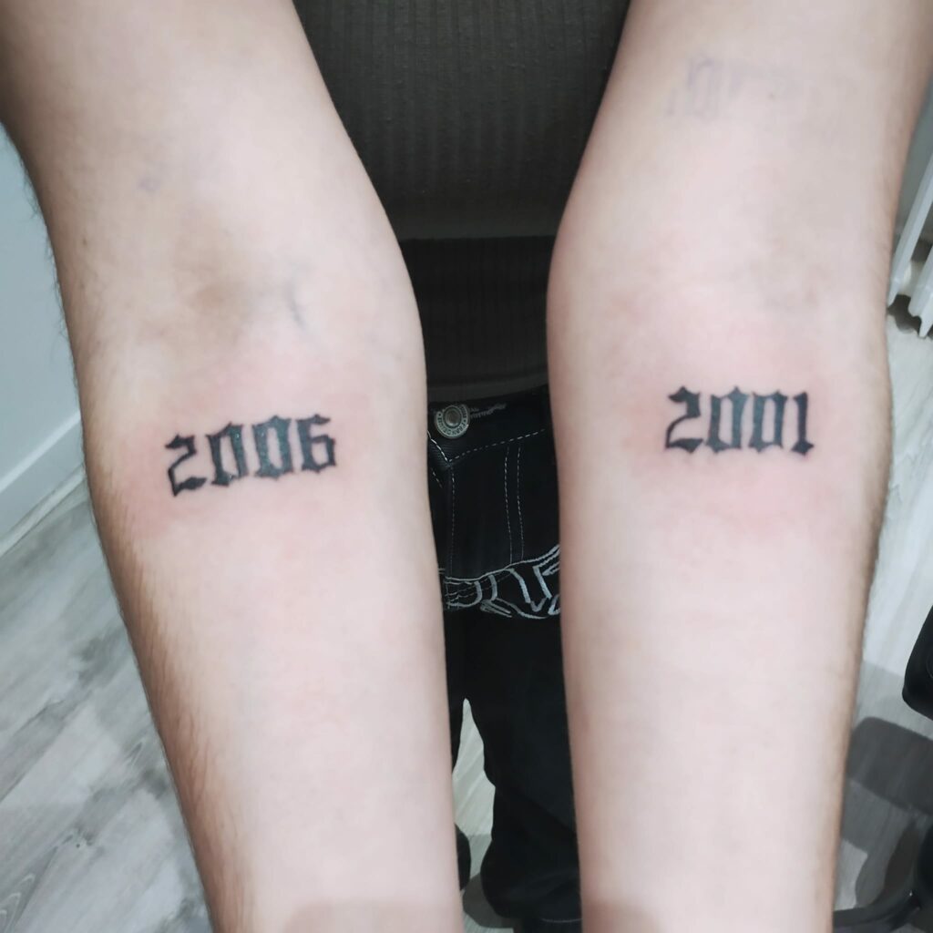 2006 2001 Lettrage tattoo Par Leonie Kats Tattoo & Piercing