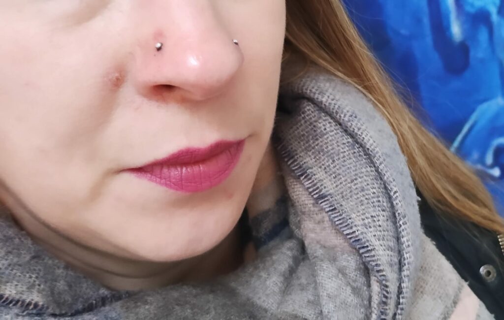 Piercing Nez Nostril Par Leonie Kats Tattoo et Piercing à Troyes