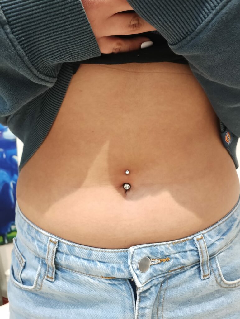 Piercing au Nombril