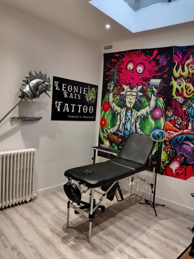 Salle tatouage Leonie Kats Tattoo à Troyes